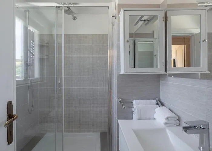 Penthouse With Jacuzzi Appartamento *