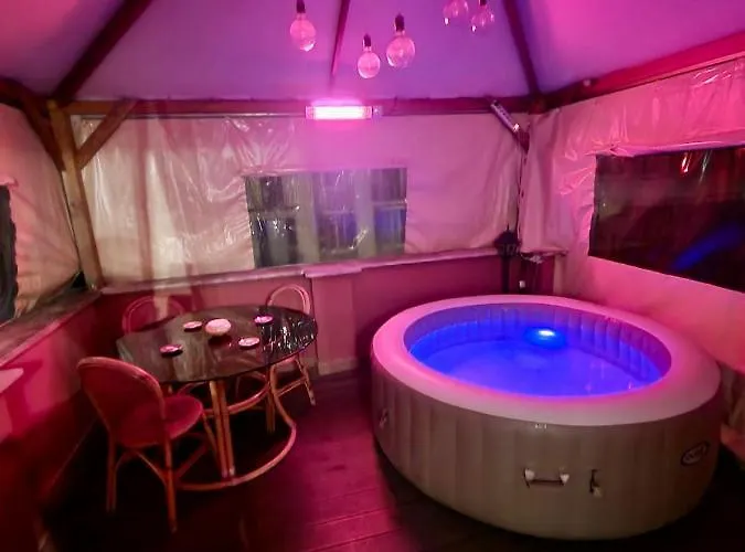Penthouse With Jacuzzi Appartamento Roma